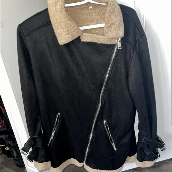 Suede jacket 🧥 - Picture 1 of 2